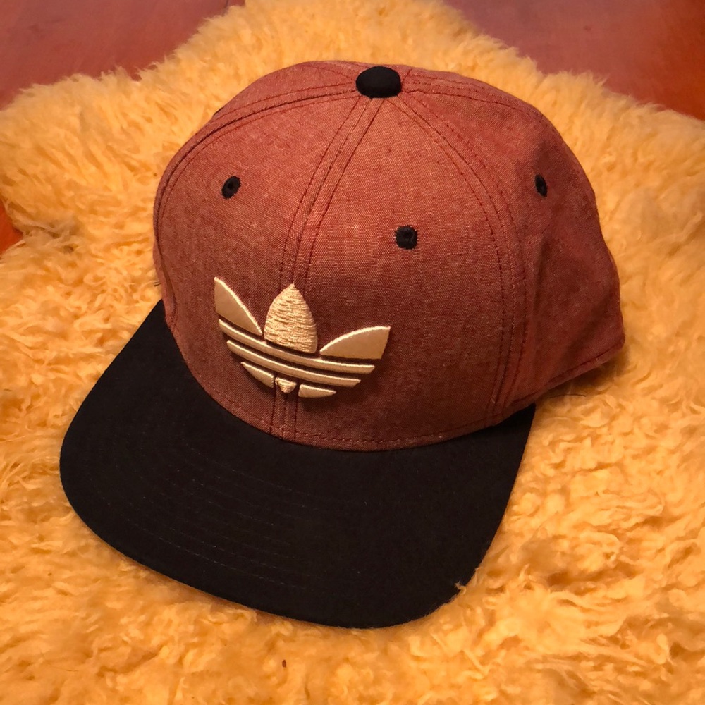 adidas originals snap back