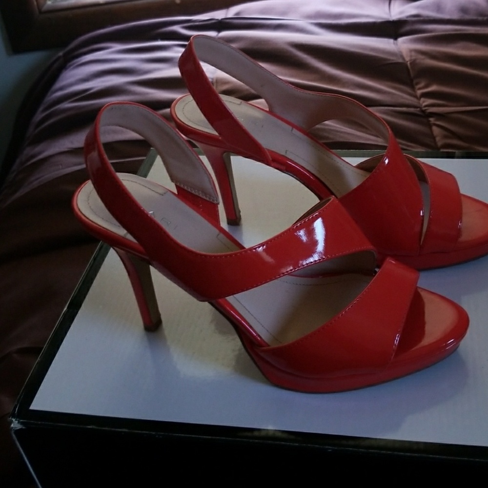 Tahiri Heels