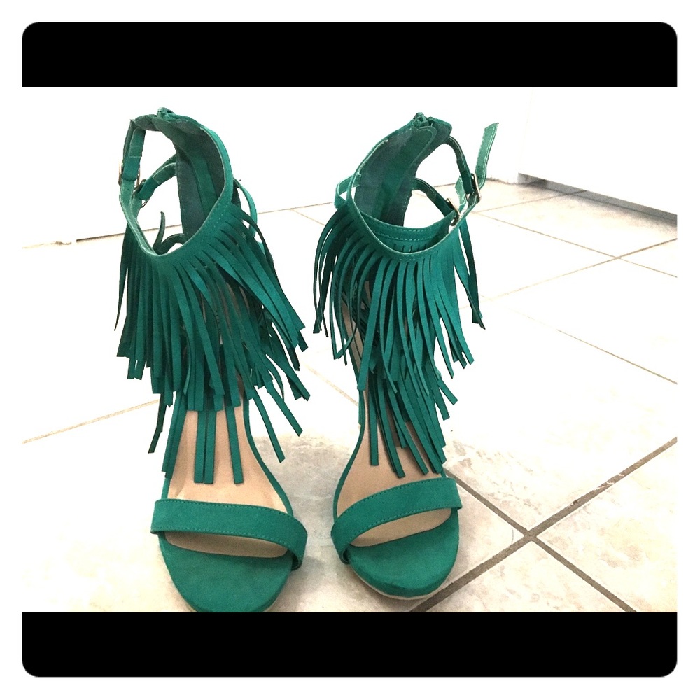 Fringe heels