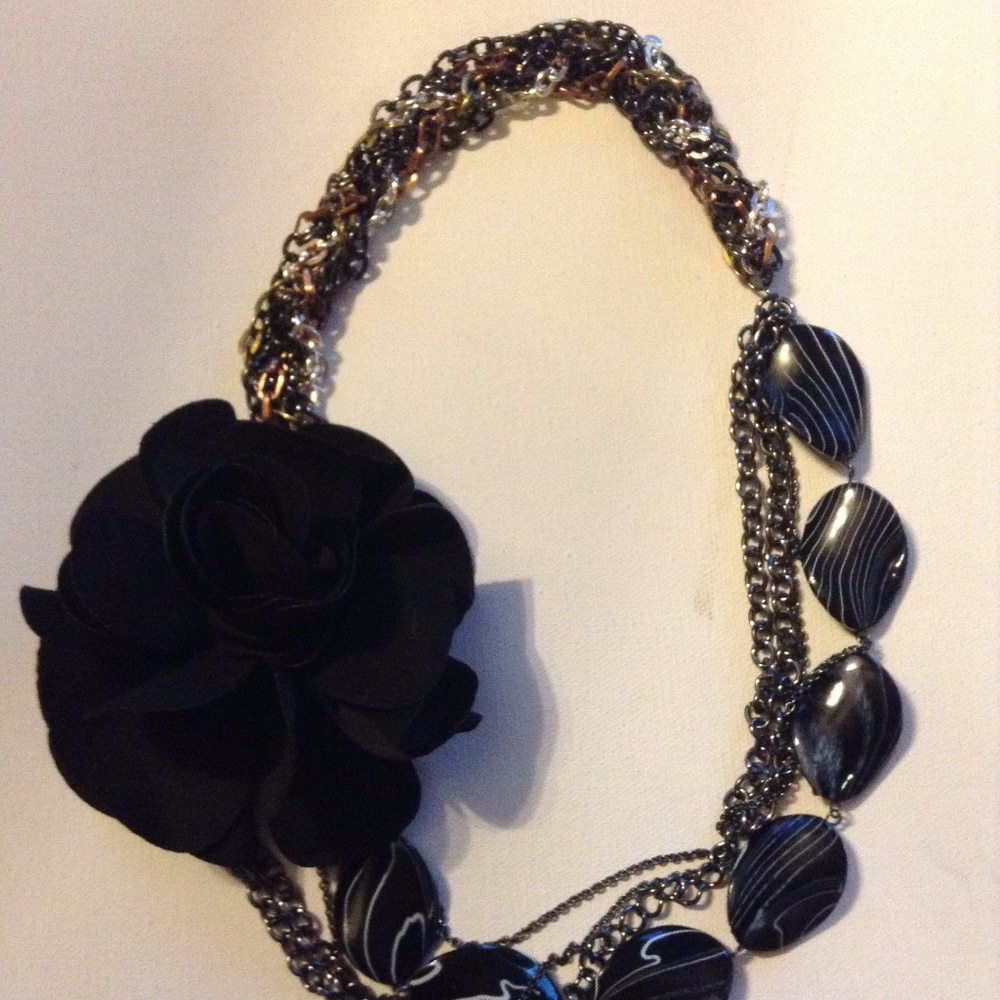 Cute STATEMENT Necklace