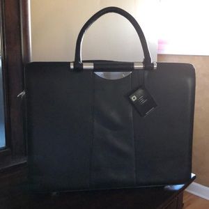 Zero Halliburton briefcase