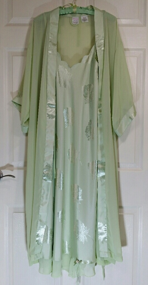 Nightgown Robe Set