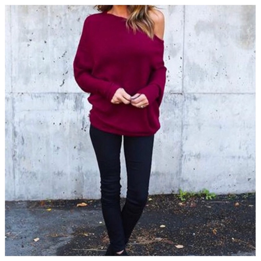 🎈SALE 🎈Gorgeous Off The Shoulder Sweater - Picture 7 of 7