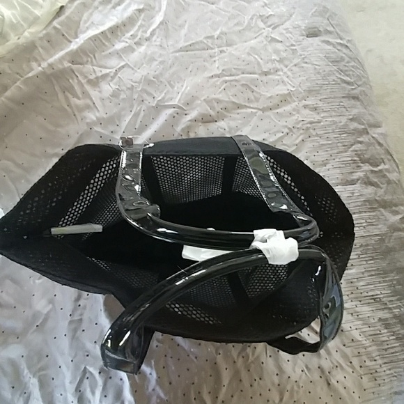 Black mesh zippered VS tote bag - Picture 4 of 5