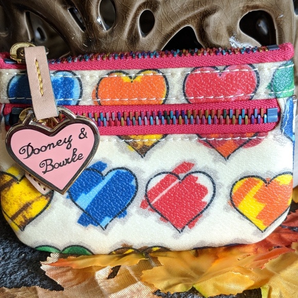 πSOLDπDooney & Bourke Keychain Change Purse - Picture 1 of 4