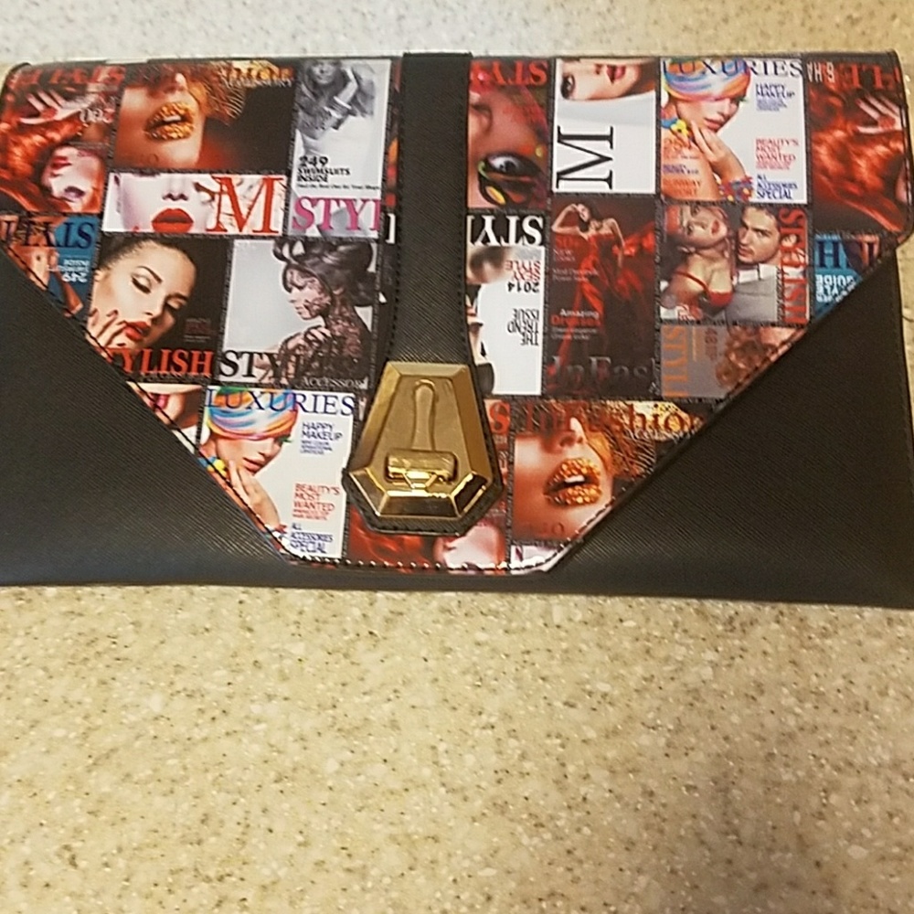 Magazine cover clutch purse