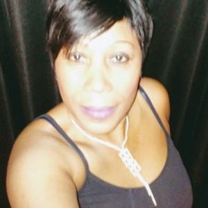 Meet your Posher, Bernadette
