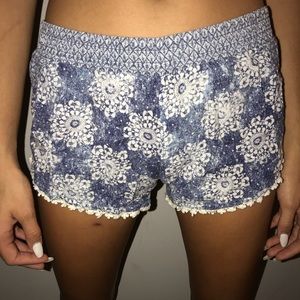 Pattern flowy shorts