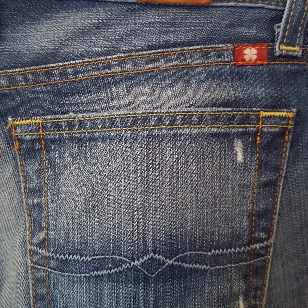 Lucky Brand Riley Boyfriend distressed jeans