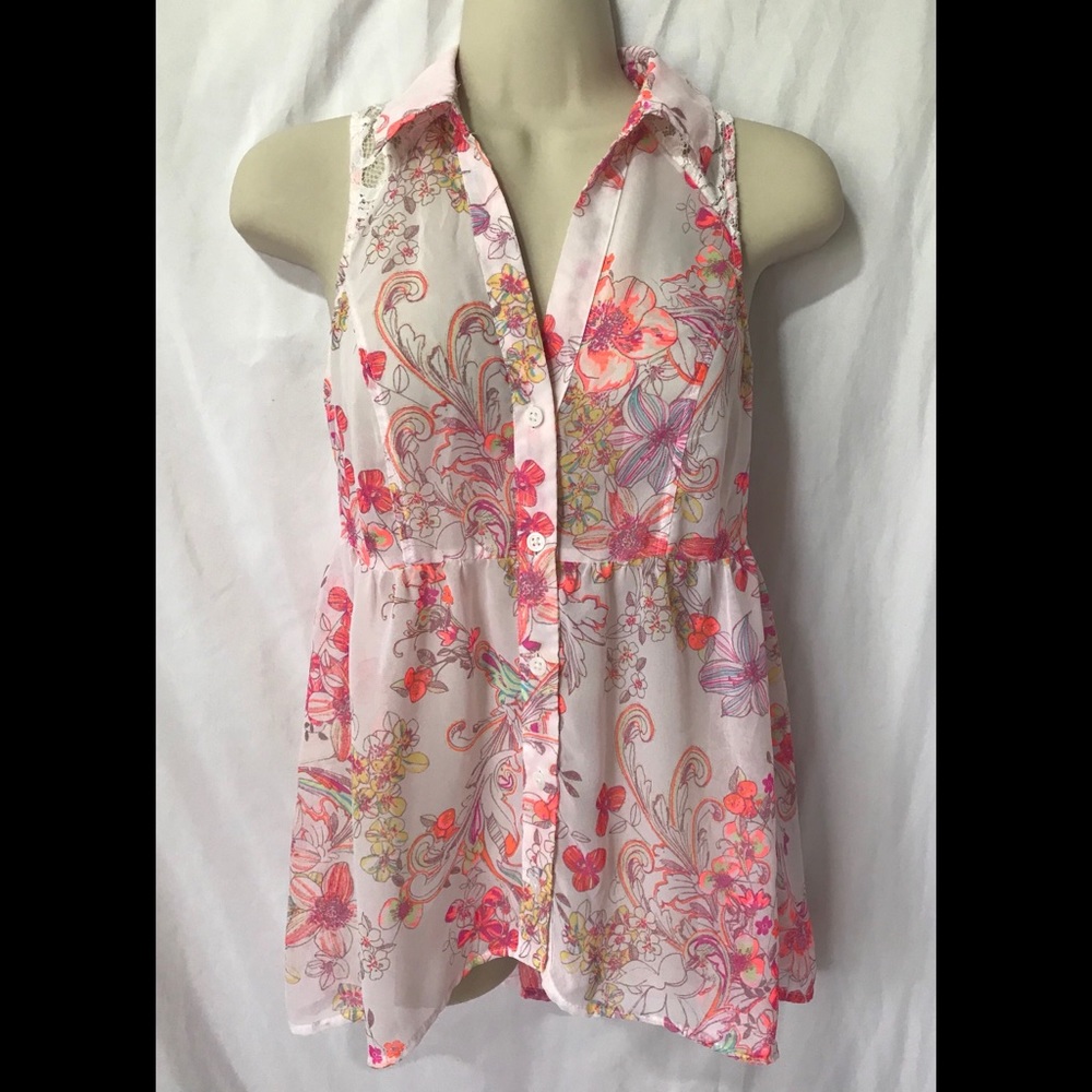 Candie’s Sheer Sexy Floral Sleeveless Top w/ lace