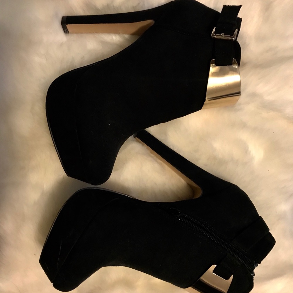 Ankle boots