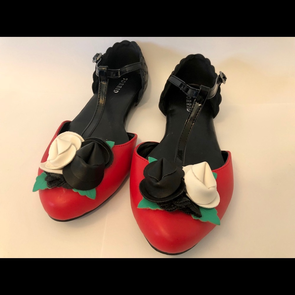 Torrid flowered flats