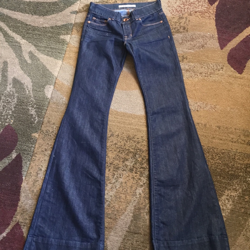 NWOT J Brand boot cut jeans