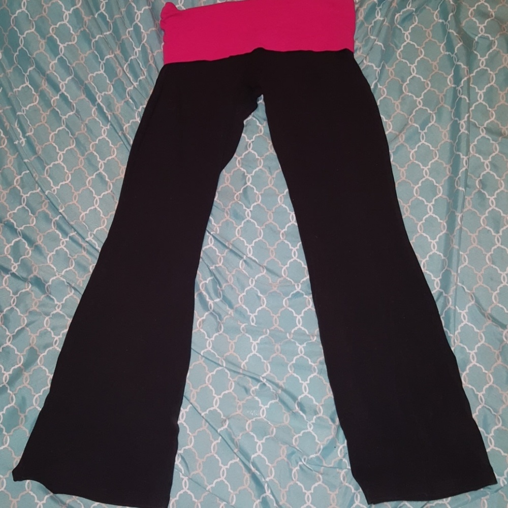Women's black with pink band yoga pants