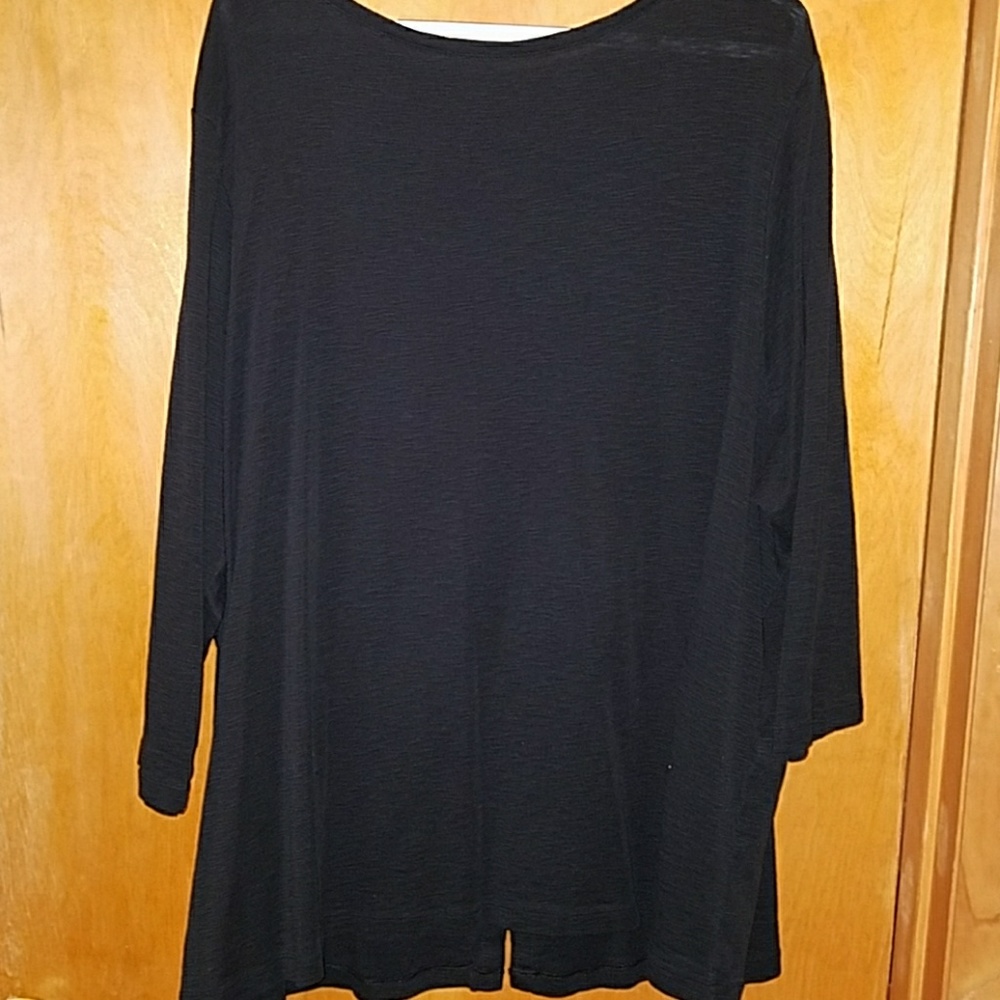3/4 Sleeve black tunic