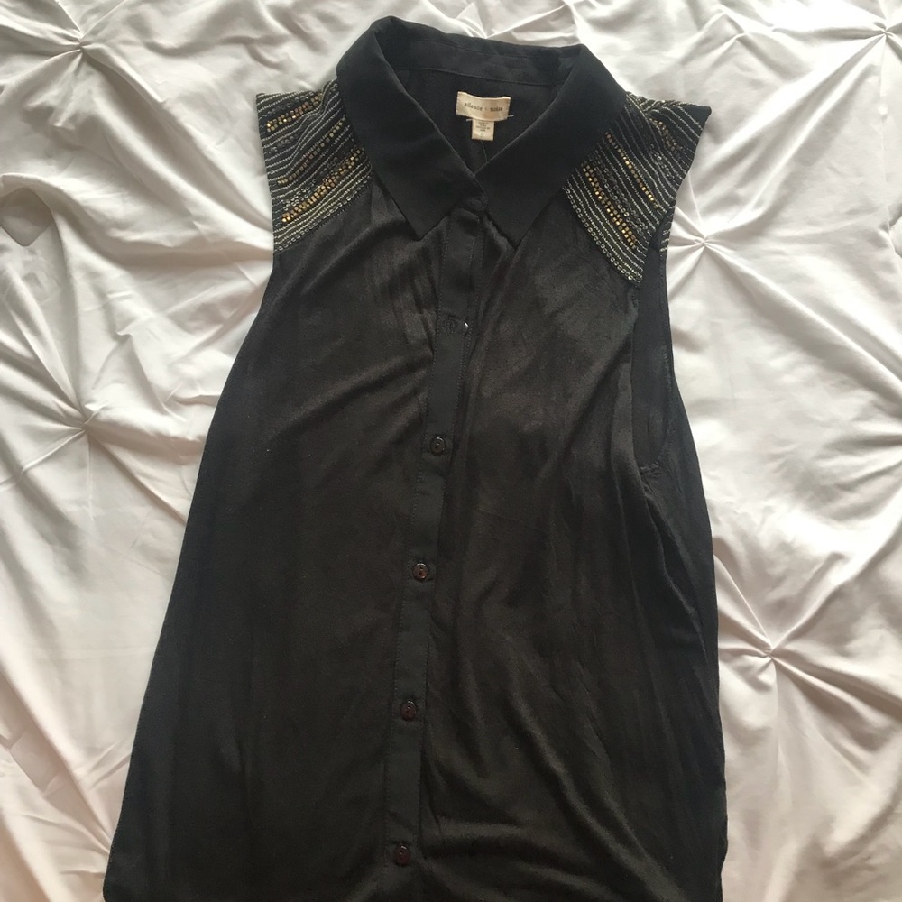 Black collared tank