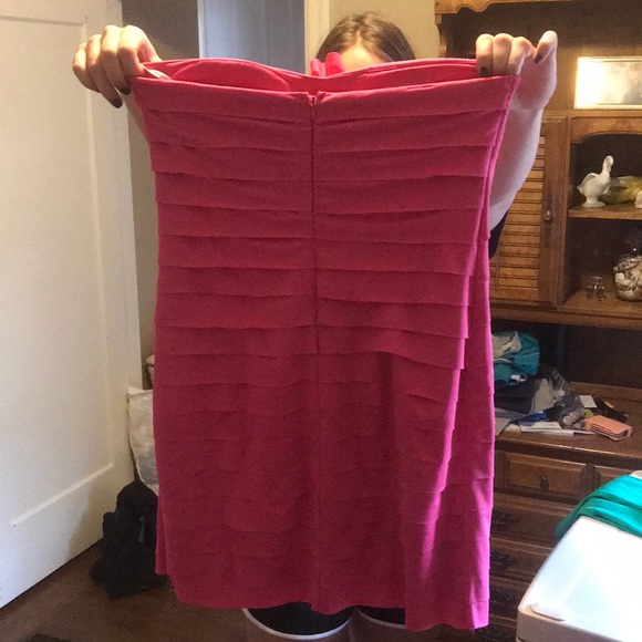 Dress - Picture 2 of 4