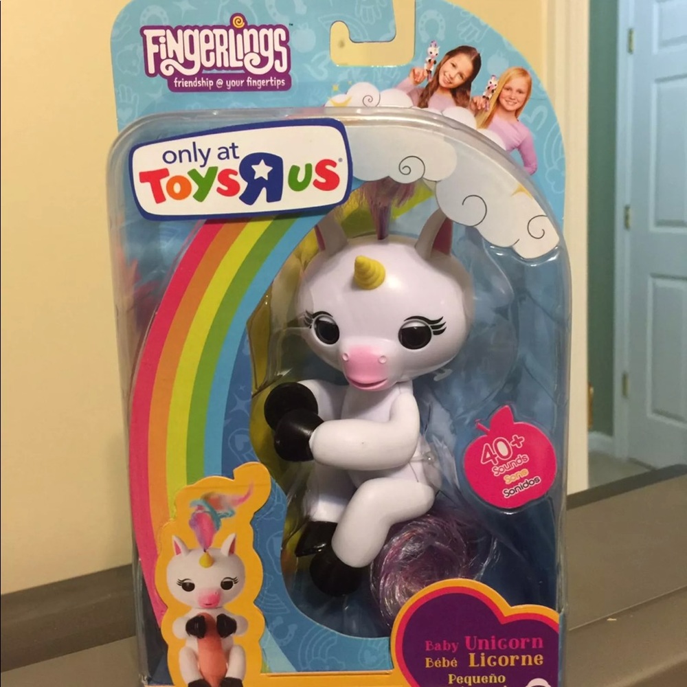 Gigi the unicorn will trade for other fingerlings