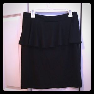 NWT-Black Ruffle Skirt