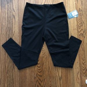 NWT by LYSSE Lightweight Ponte Knit Legging