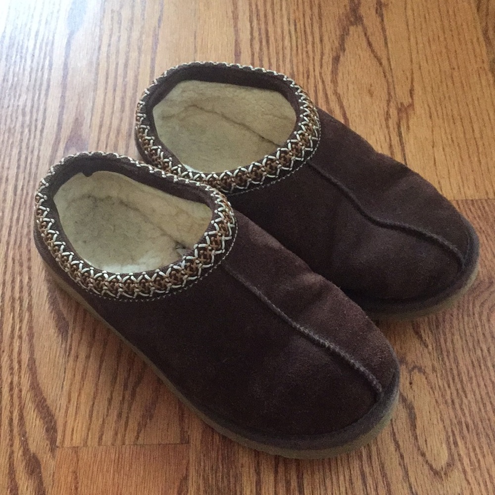 Women’s Brown Uggs. Size 9. 🐾