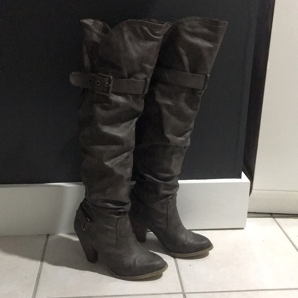 Aldo scrunchy heel boots