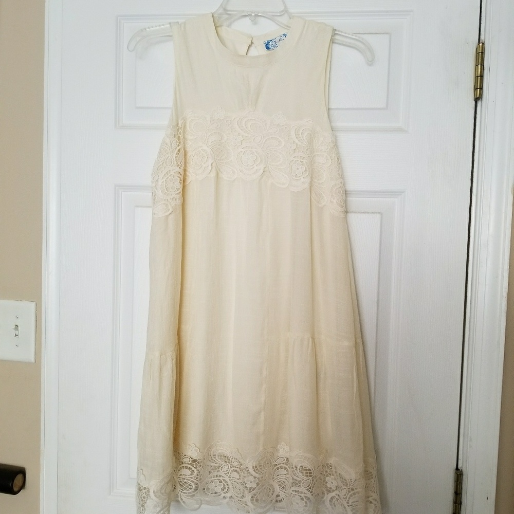 Ivory spring/summer dress