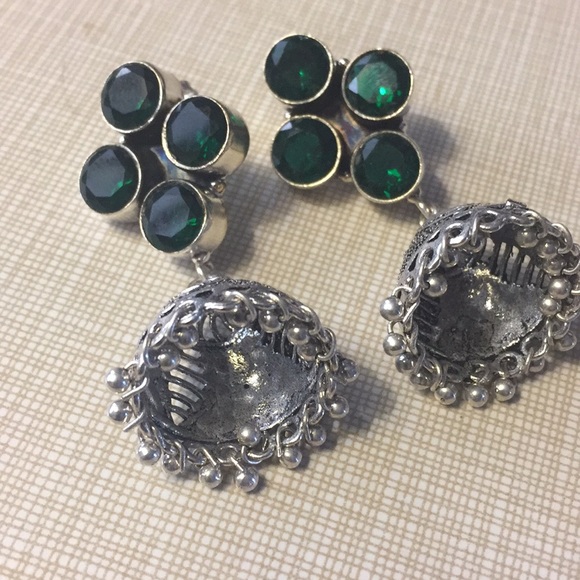 Beautiful handcrafted artisan Indian earrings - Picture 8 of 10