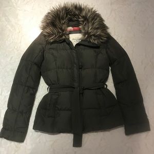Abercrombie&Fitch olive green puffer jacket Small