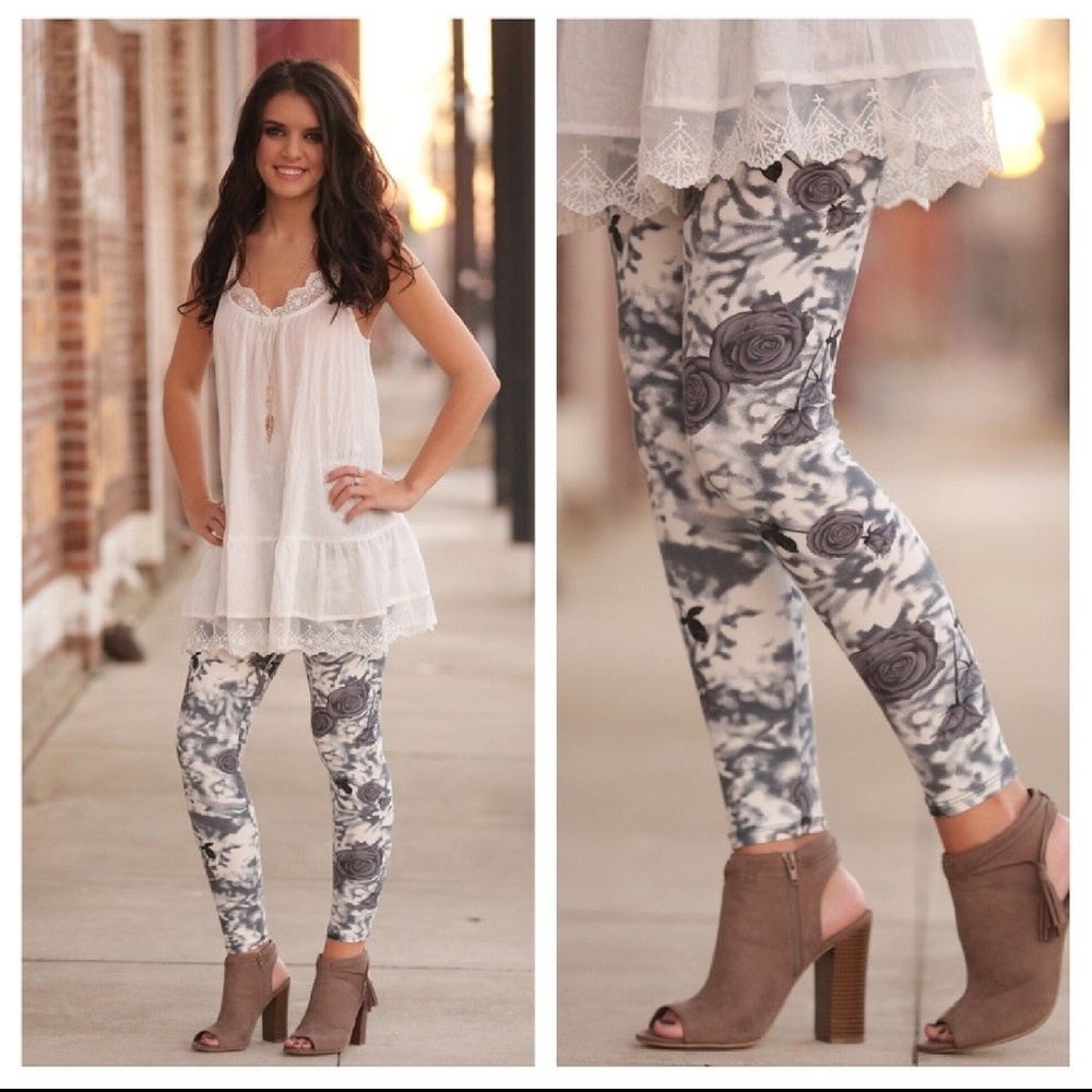 Gray Floral Print Leggings