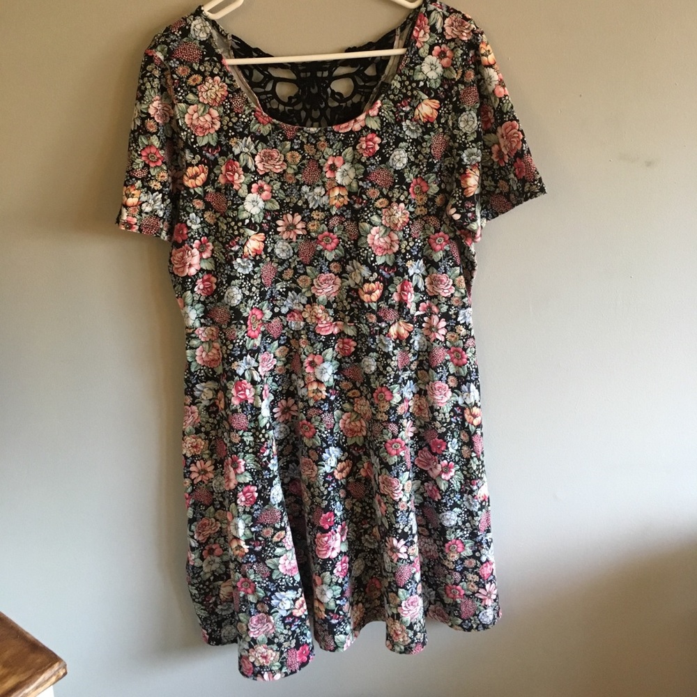 Forever 21 Floral Dress