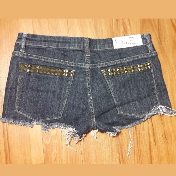 Blank NYC Pants - 🌟3 For $25🌟BLANK NYC Womens Short Shorts Size 29