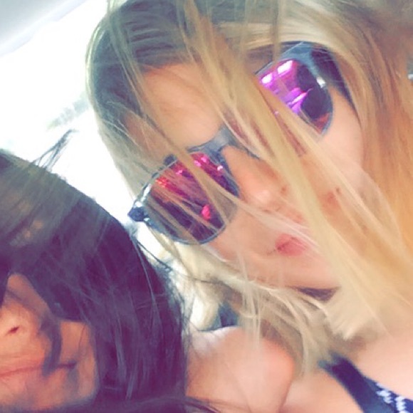 Meet your Posher, Sam - Picture 4 of 4