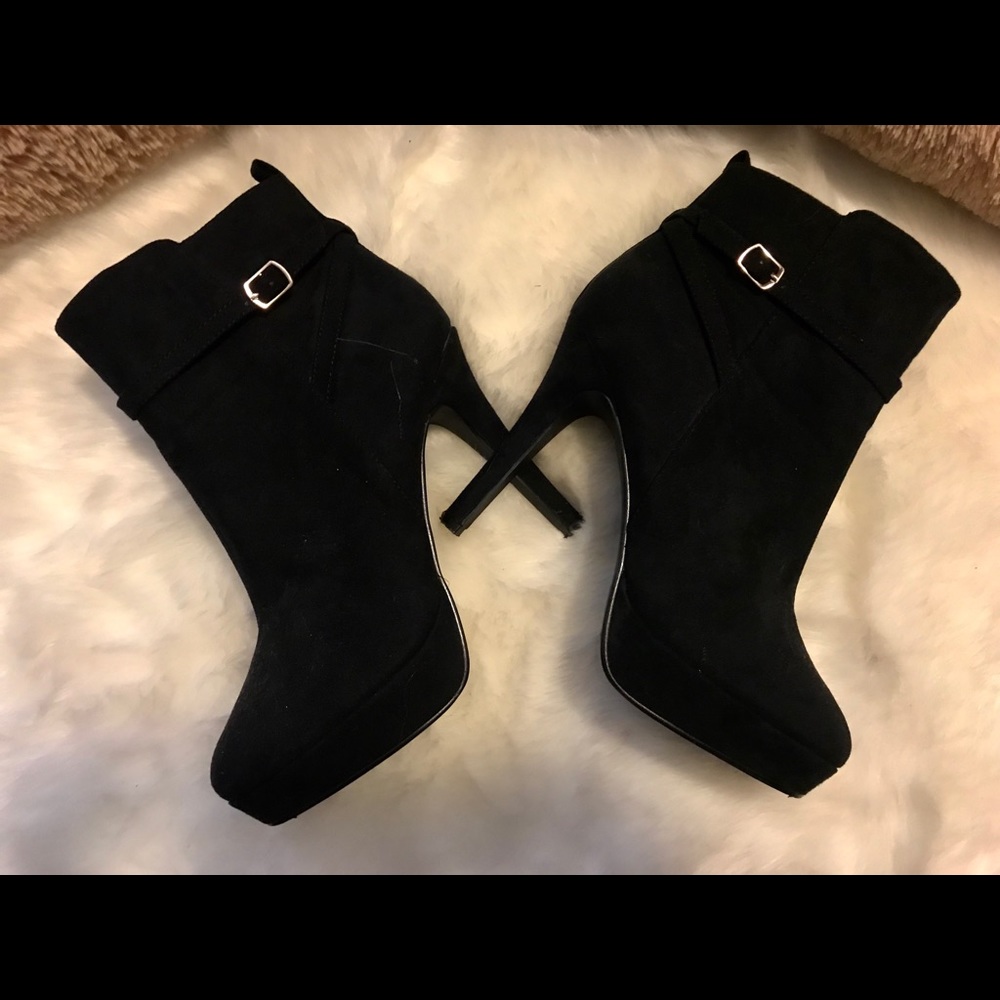 Anklee boots