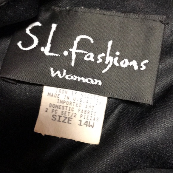 Size 14W Women’s Dress - Picture 4 of 4