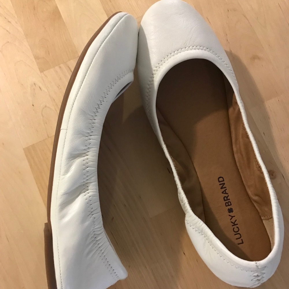 White Flats like new