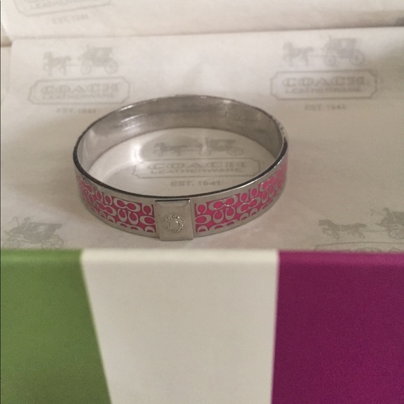 COACH BRACELET - Picture 1 of 3