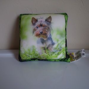 souvenir small hand pillow