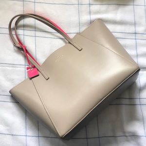 Kate Spade Tote!!