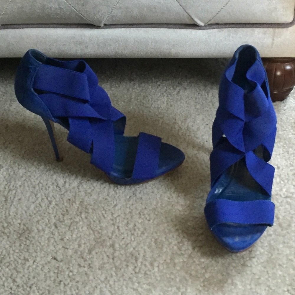 Zara blue stretchy sandals