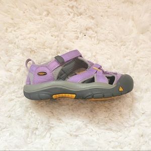 Keen Youth Girls Active Waterproof sandal.