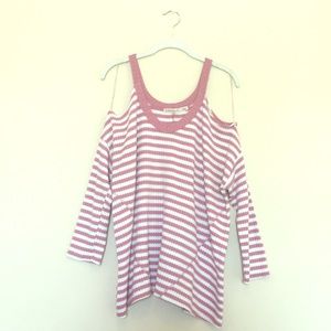 Over-sized striped sweater/top w/ shoulder cutout