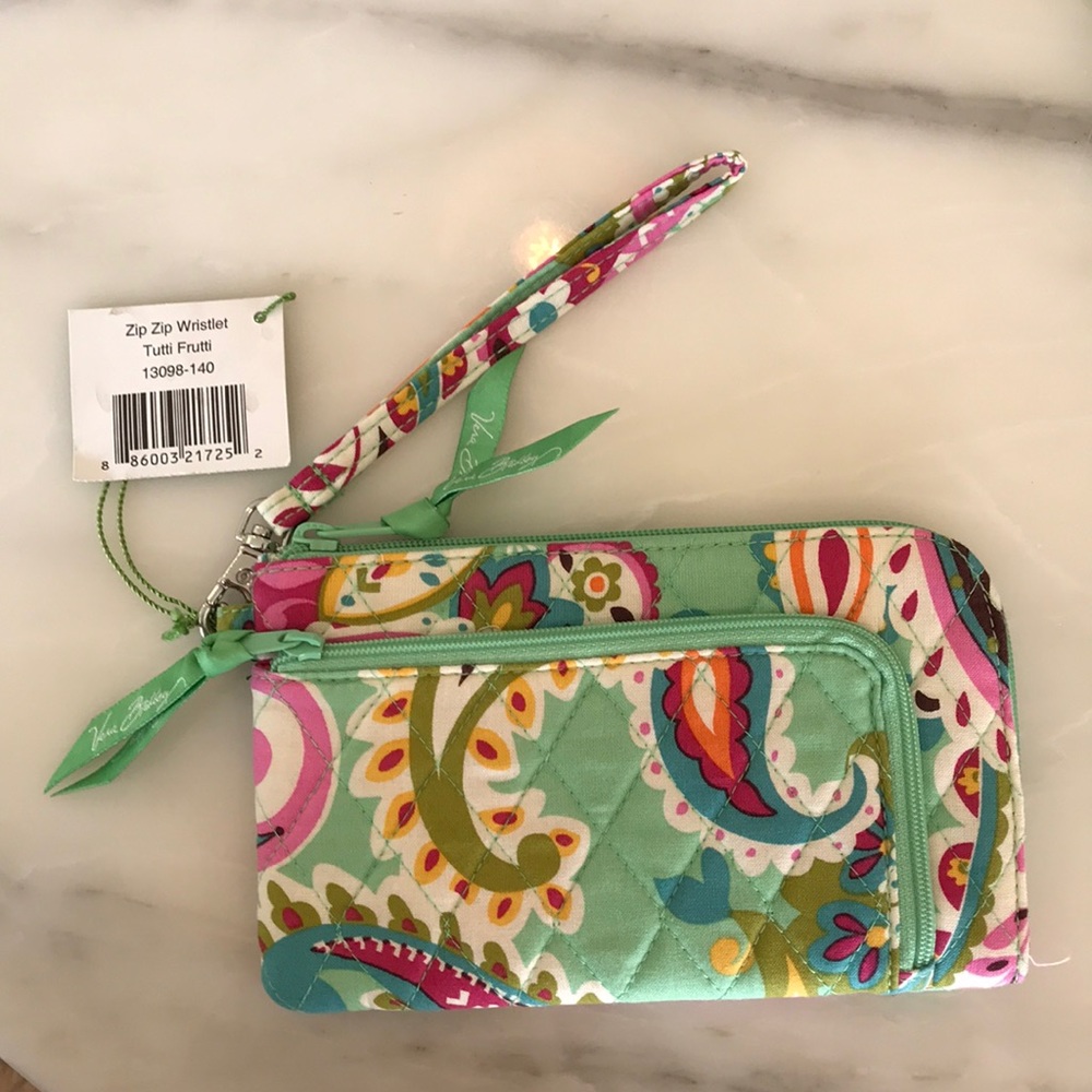 Vera Bradley Zip Zip Wristlet