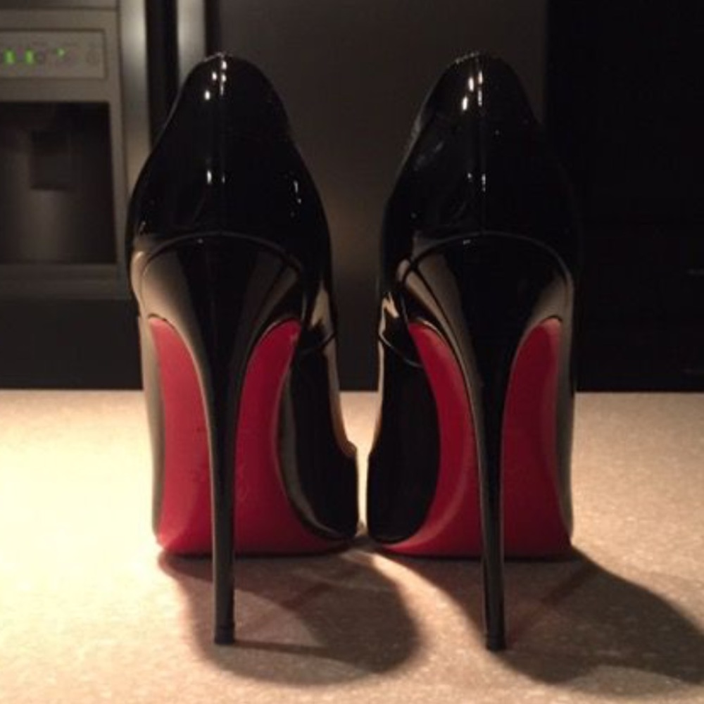 🔥CHRISTIAN LOUBOUTIN🔥