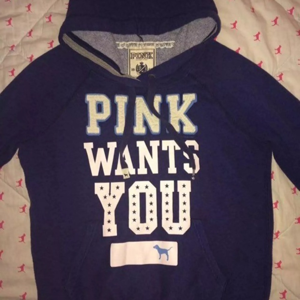 🎀Victoria's Secret Pink pullover hoodie 🎀