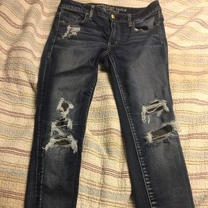 American Eagle Sz-8 jeggings distressed