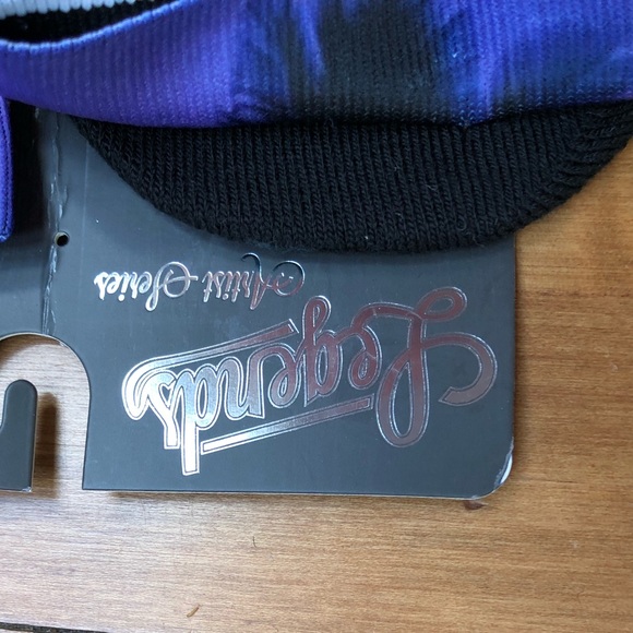 Legends Socks - Picture 2 of 3