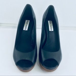Steve Madden Open Toe Platform