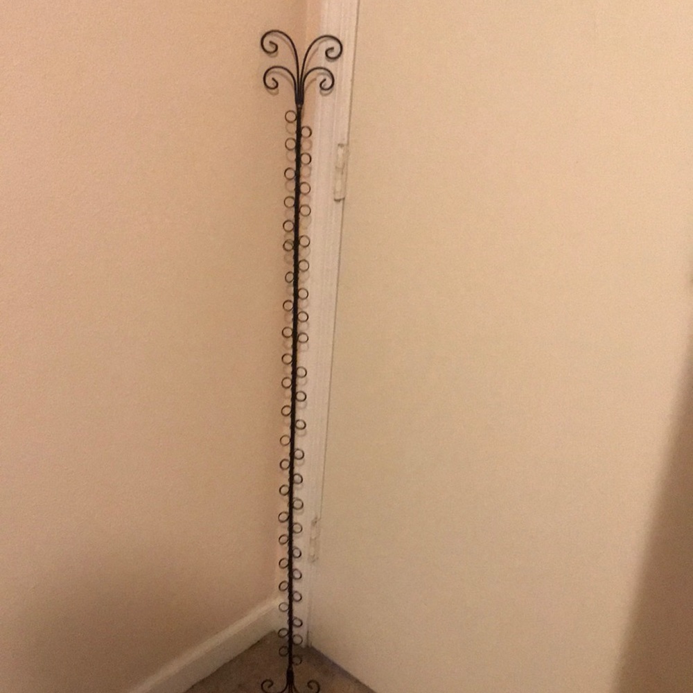 Jewelry hanger