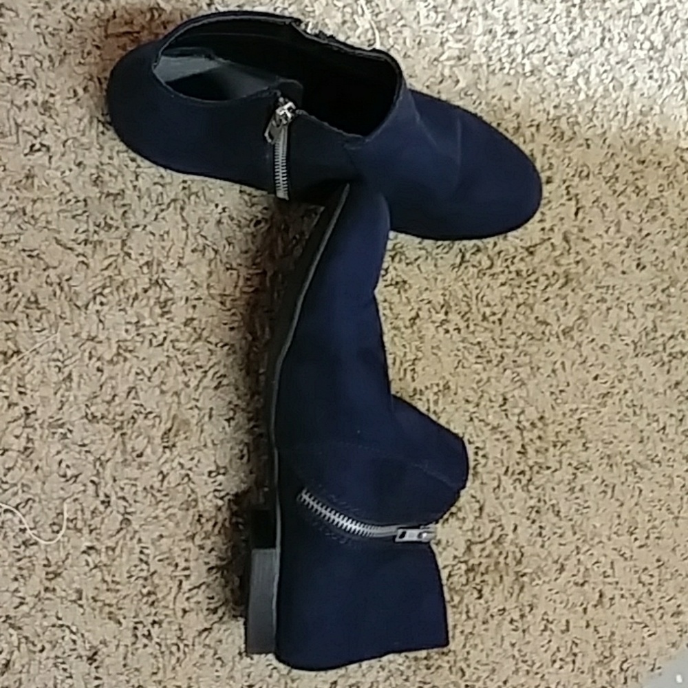 American Eagle Booties